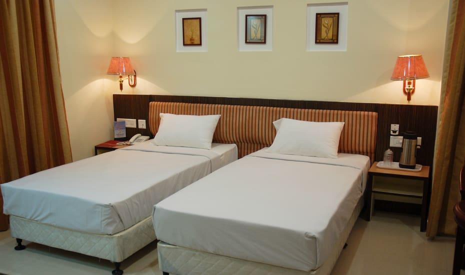 Hotel Sitara Royal Χιντεραμπάντ Εξωτερικό φωτογραφία